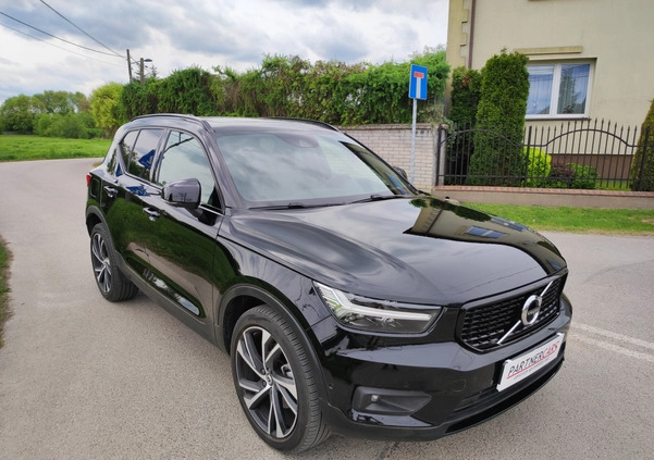 Volvo XC 40 cena 119900 przebieg: 55000, rok produkcji 2019 z Brok małe 379